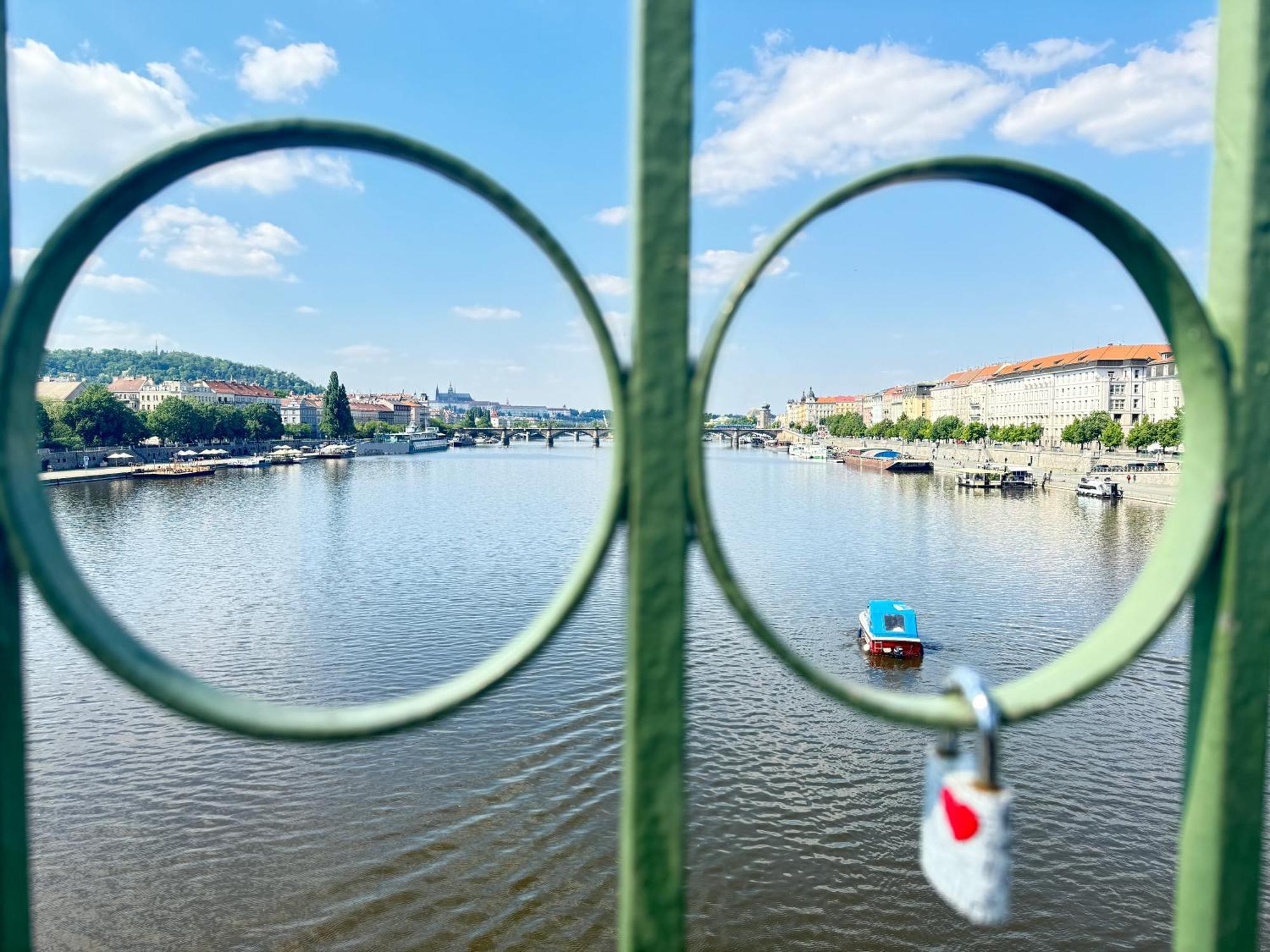 Free Parking - Cozy Apartment Near Vysehrad Railway Bridge Praga Zewnętrze zdjęcie